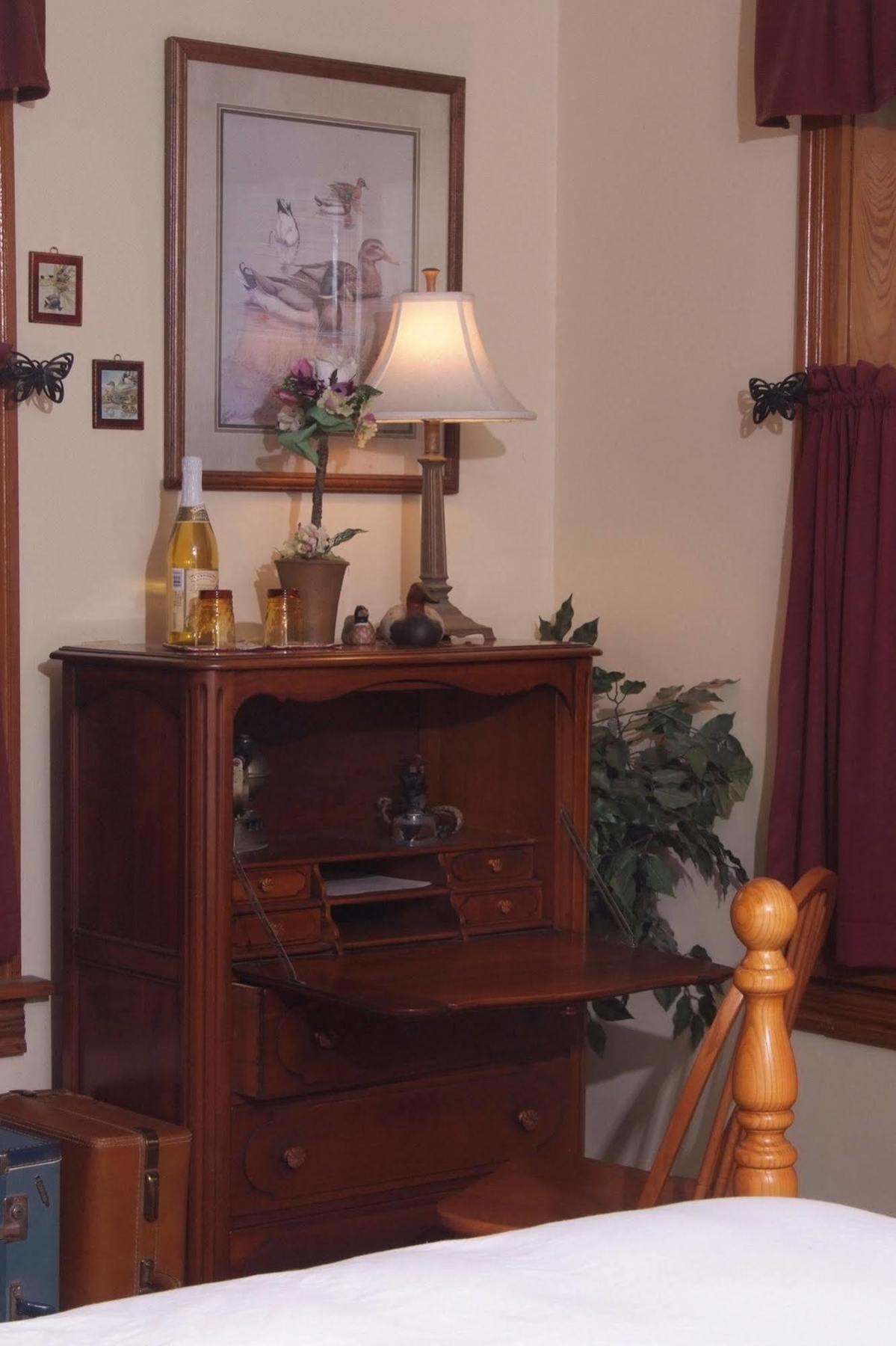 Harvest Moon Bed & Breakfast New Holland エクステリア 写真